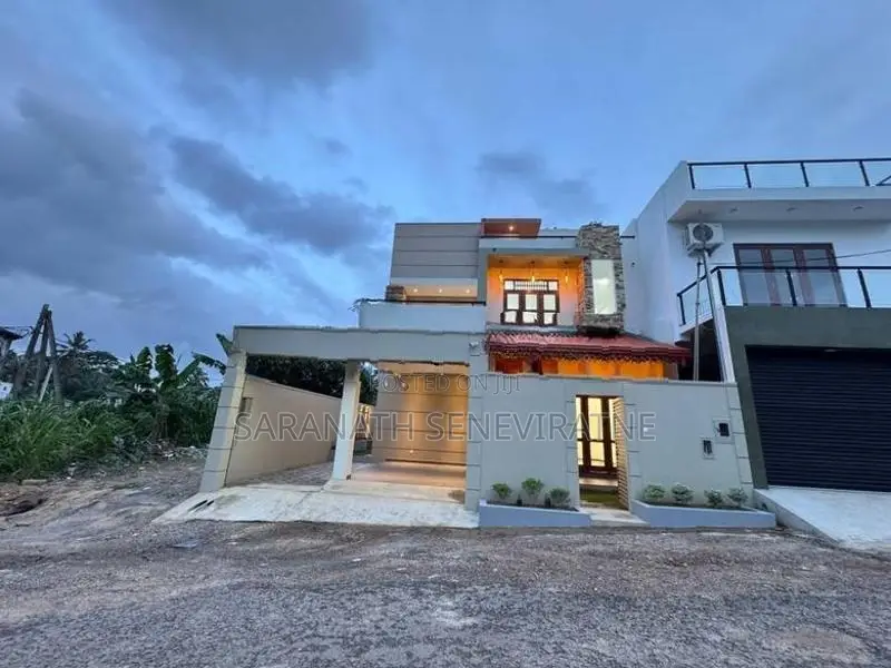 Brand new modern 3 story house for sale in Piliyandala Gonamadiththa R