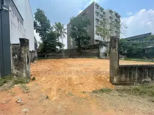 Land For Sale in Talwathugoda 100 meters to 174 Bus Rd