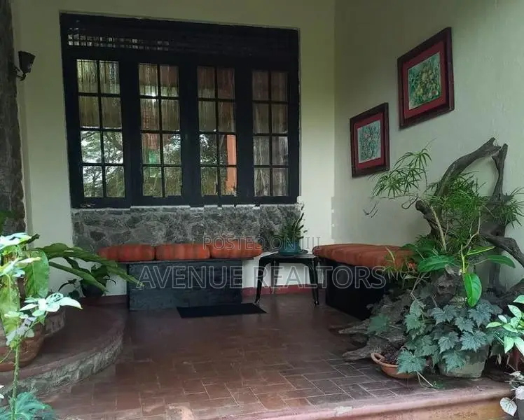 50 Perch Land with Bungalow for Sale in Maharagama (LA4700)