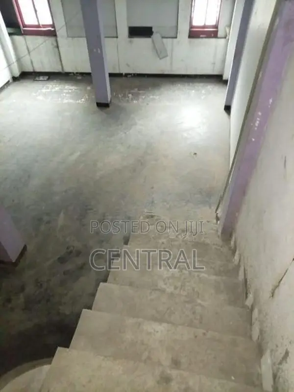 Main Road facing 2 storey building for rent in Wattala (C7-10185)