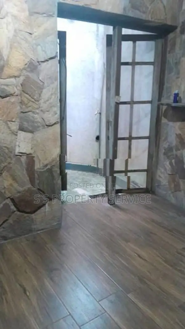 2 story house for Sale in Kandy (SSPH-406)