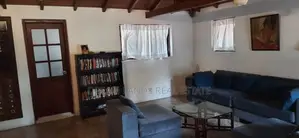 Vill two storied with swimming pool for rent in kotte