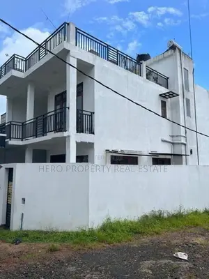Luxury Two Story House for Rent in Piliyandala