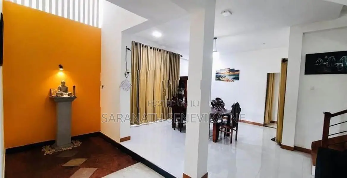 House For Sale From Piliyandala Madapatha පිලියන්දල නගරයට ආසන්නව