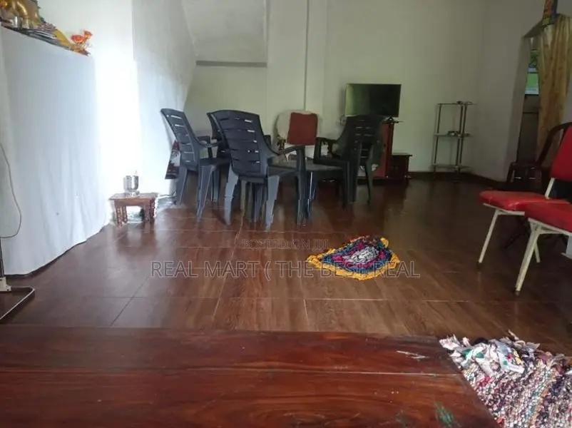 PAYAGALA : 4BR (38P) 2-STOREY HOUSE FOR SALE
