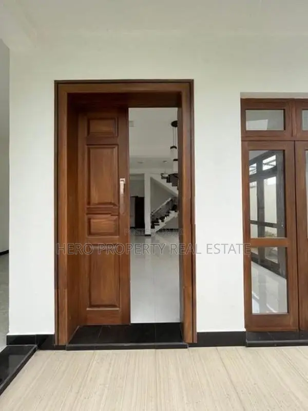 Luxury Two Story House for Rent in Piliyandala