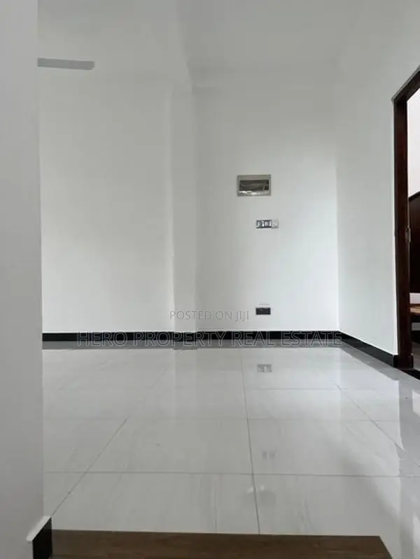 Luxury Two Story House for Rent in Piliyandala
