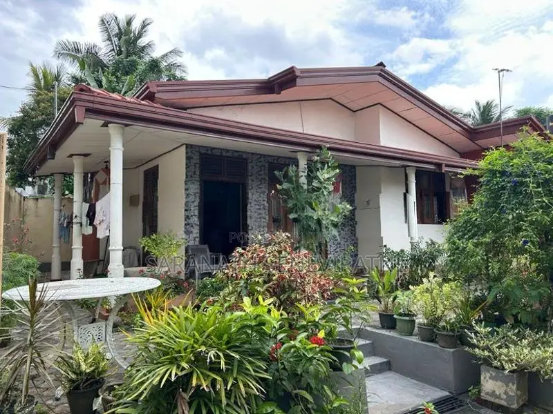 House For Sale Athurugiriya Habarakada Built in 10.1 perches