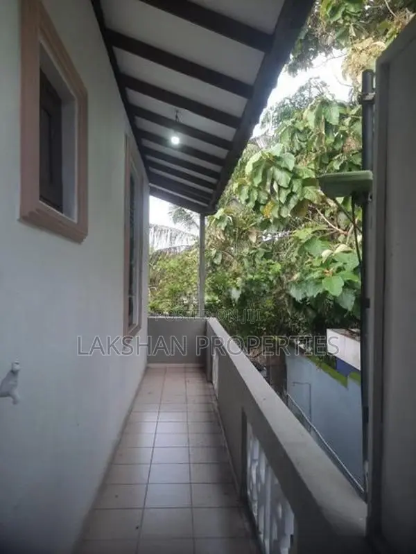 First Floor House For Rent In Boralesgamuwa Katuwawala
