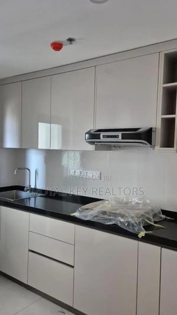 colombo 04 – 03 Bedroom Fully Furnished Apartment for Sale