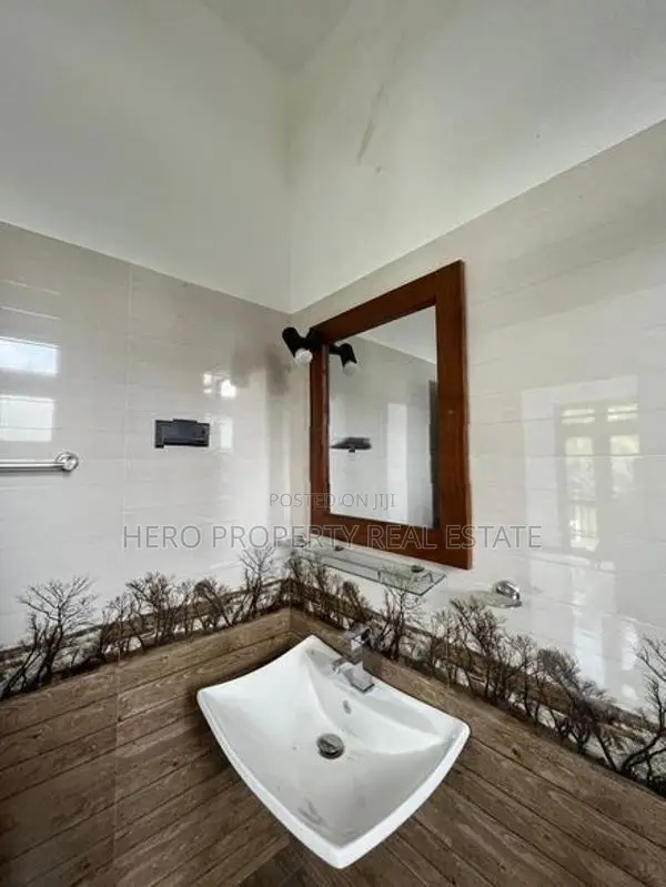 Luxury Two Story House for Rent in Piliyandala