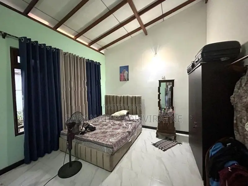 Modern Single House With Double Height Homagama Millawa