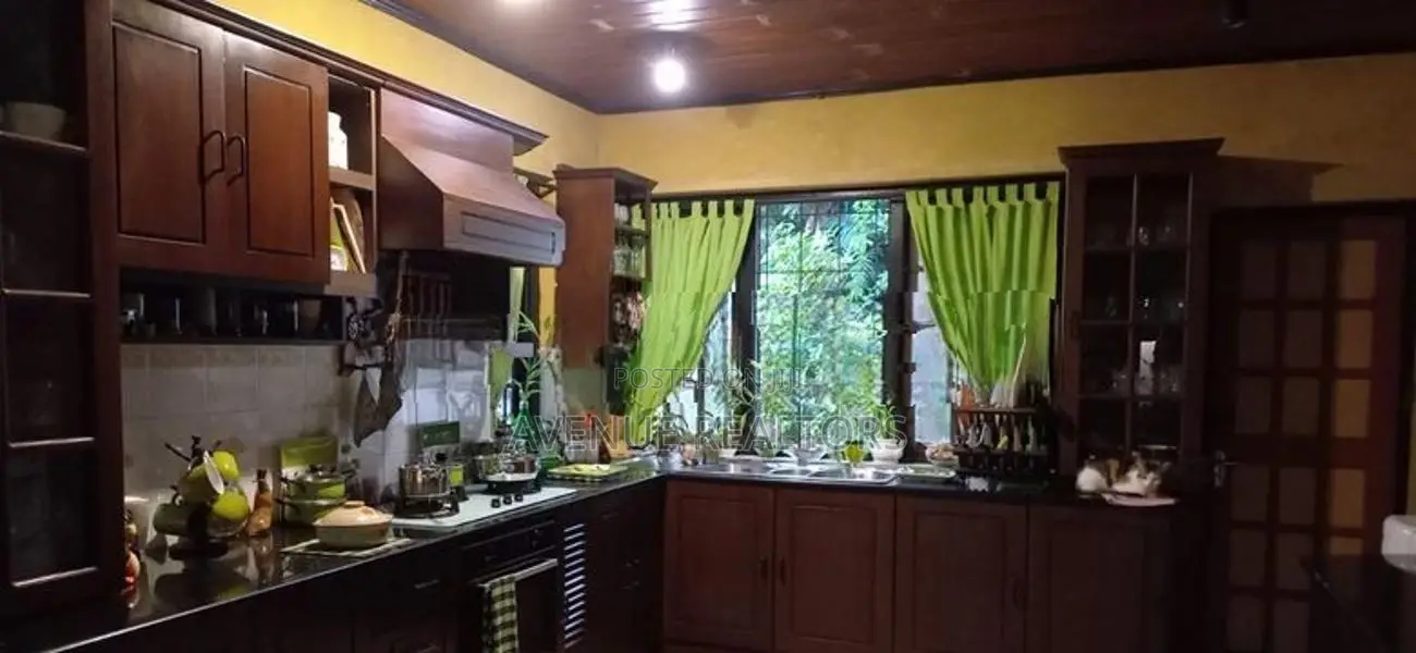 50 Perch Land with Bungalow for Sale in Maharagama (LA4700)