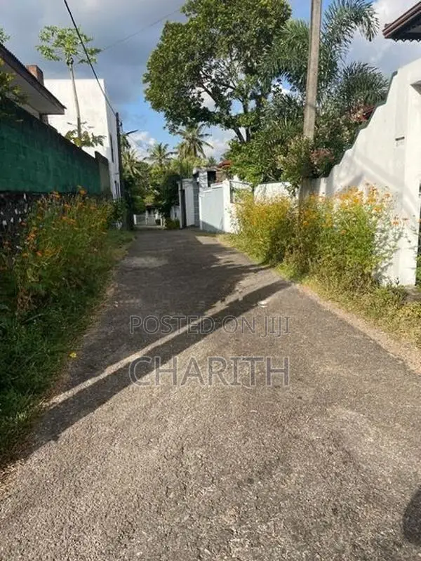 Land for Sale Kadawatha
