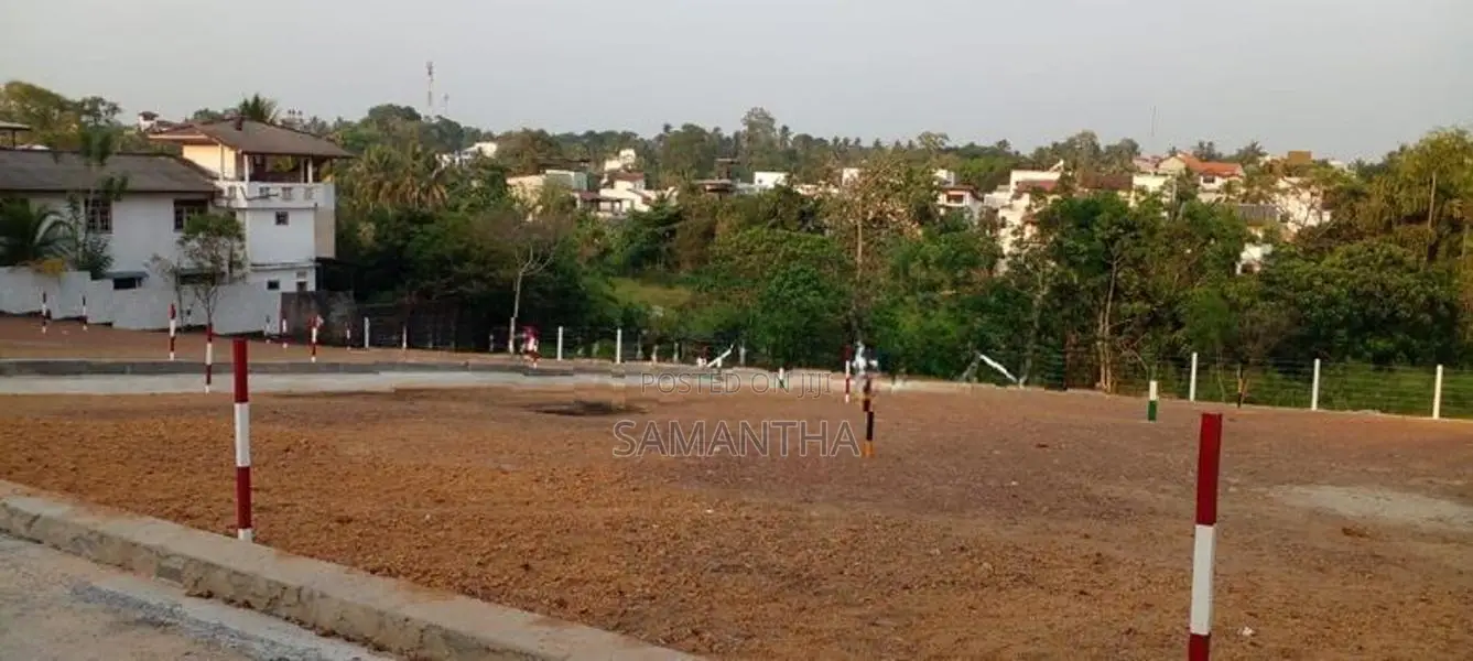 Athurugiriya - Malabe Main Rood Walking Distance, 6P Land for Sale