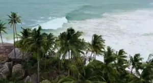 570 P BEACH FRONT LAND FOR SALE INDURUWA- KOSGODA