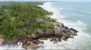 570 P BEACH FRONT LAND FOR SALE INDURUWA- KOSGODA