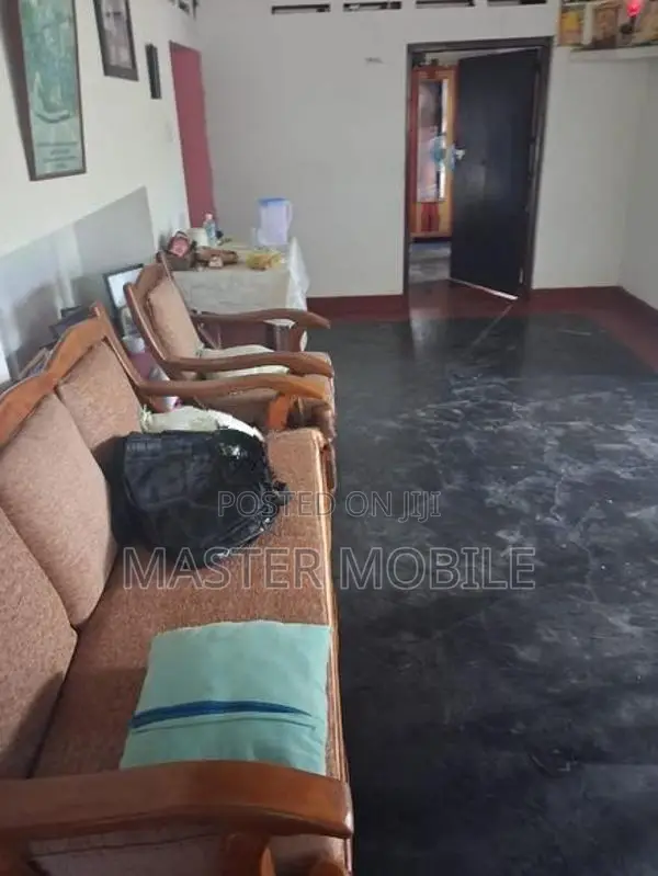 house in wariyapola