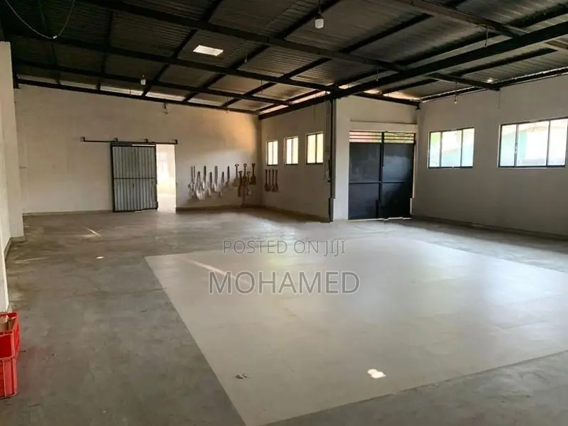 5000 Sq Ft Warehouse for Rent in Wellampitiya