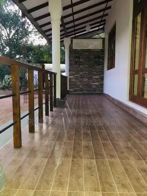 මාවනැල්ල අවටින් අගනා නිවසක්