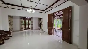 මාවනැල්ල අවටින් අගනා නිවසක්