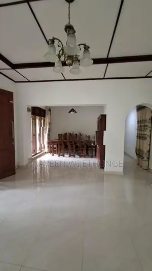 මාවනැල්ල අවටින් අගනා නිවසක්