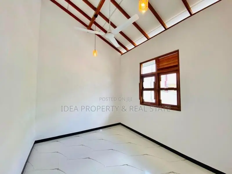 (HRS-561) Brand New Single Storey House for Sale in Polgasowita