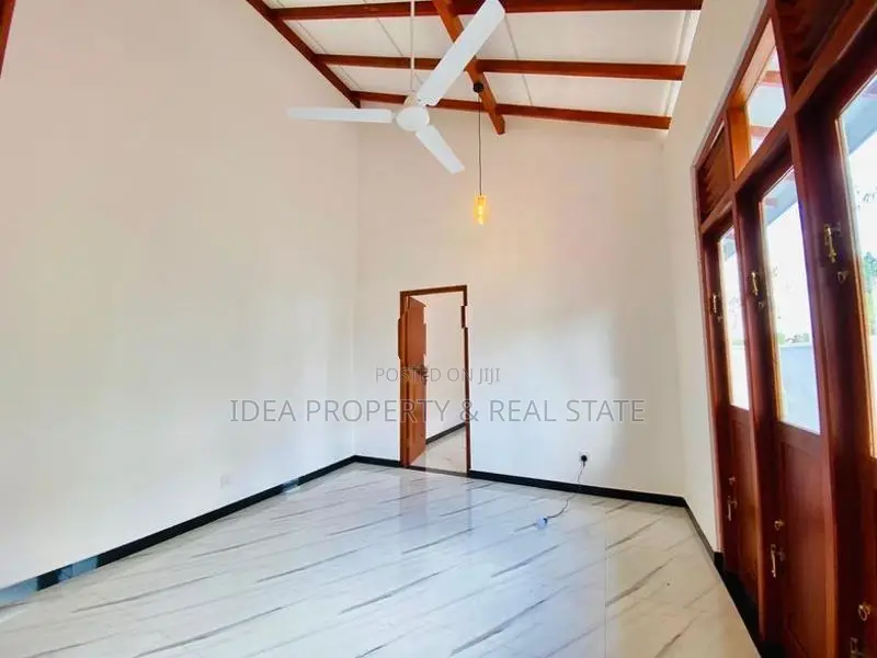 (HRS-561) Brand New Single Storey House for Sale in Polgasowita