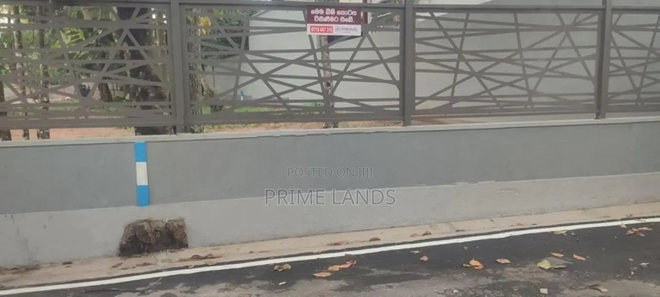Thalahena Land for Sale Close to Bus Road