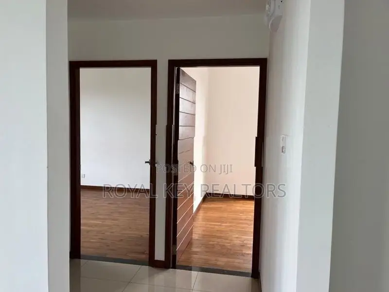 Kotte - 03 Bedroom Unfurnished Apartment for Sale