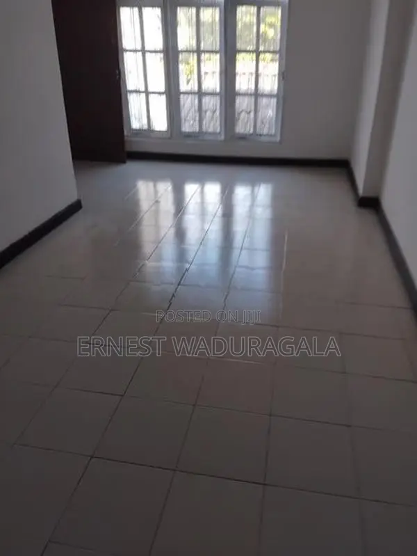 Sale House in Kottawa