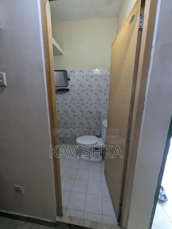 Room for Rent at Vishwa Rest Biyagama