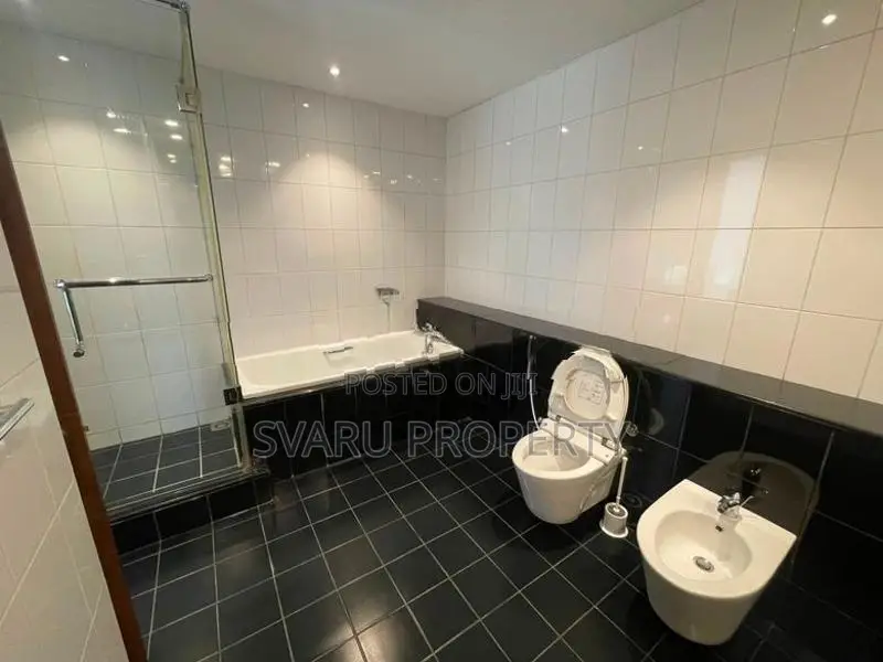 Fairway Residencies - Luxury 03 Bedroom Furnished Apartment for Sale