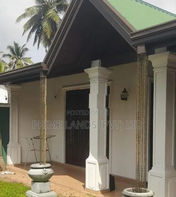 House for Sale in Gampaha Wijaya Road