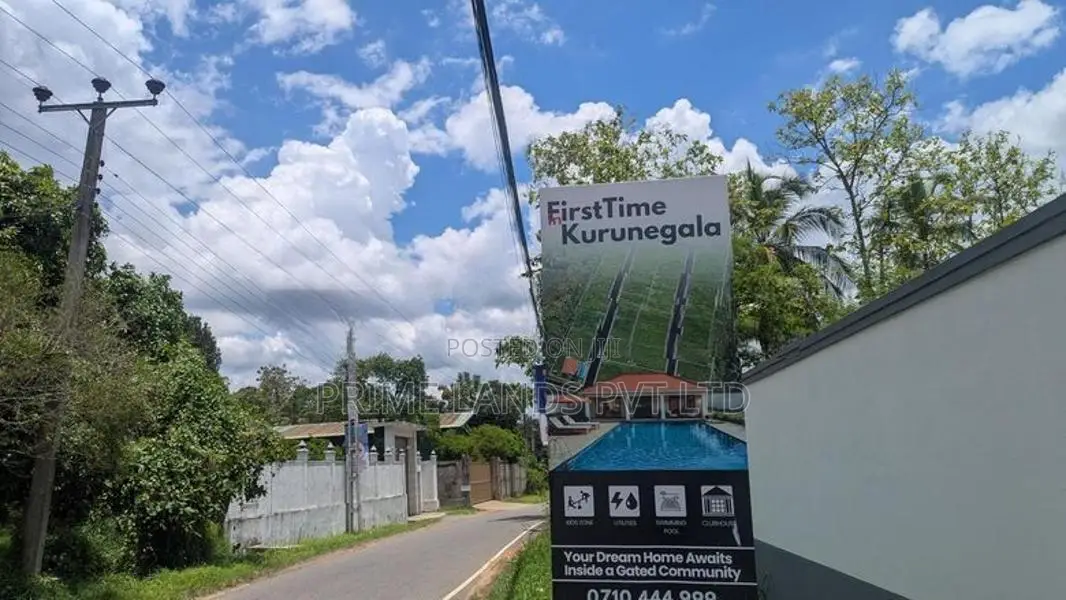 Land in Kurunegala
