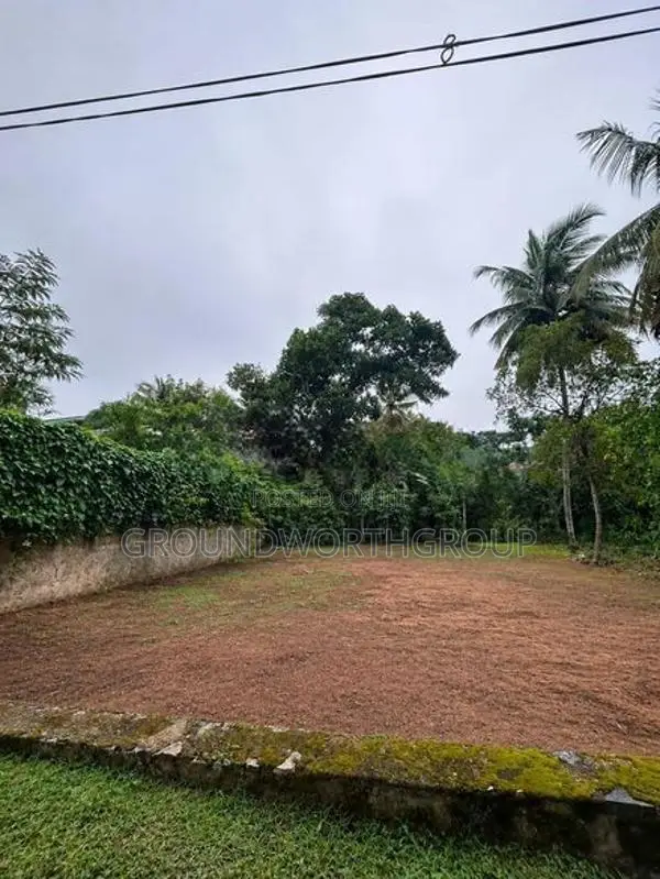 Land for Sale in Jothikarama Road Thalawathugoda S8