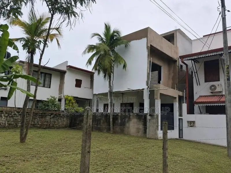 Valuable Land for Sale in Moratuwa Katubadda S8