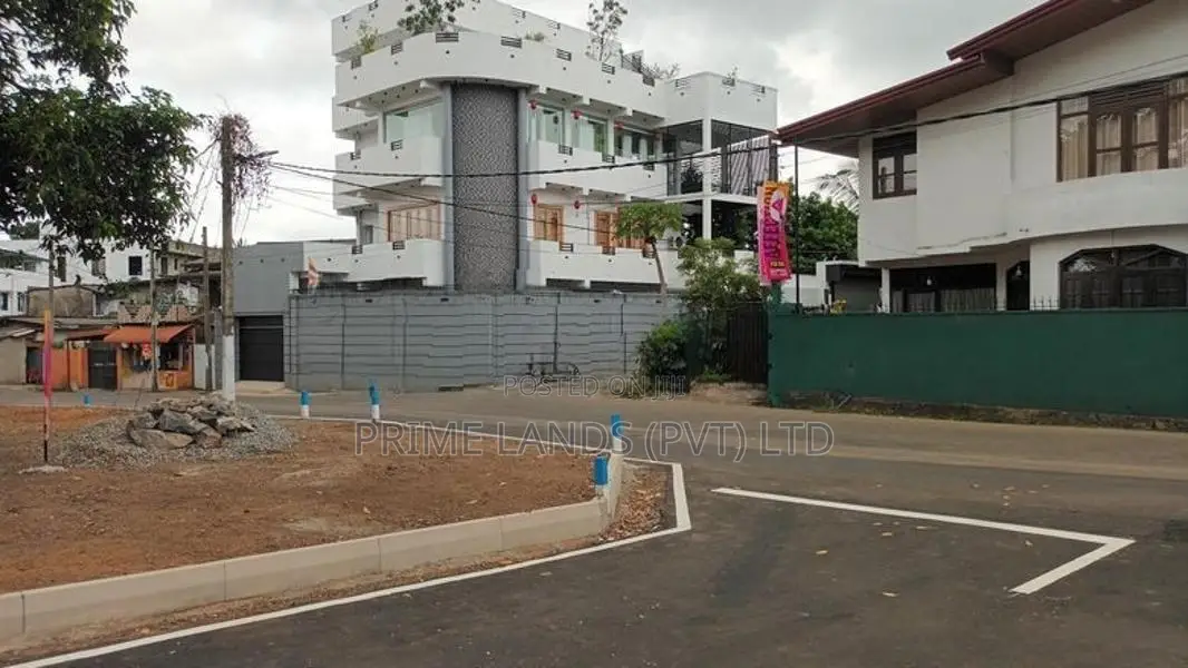 Land for Sale in Dehiwala