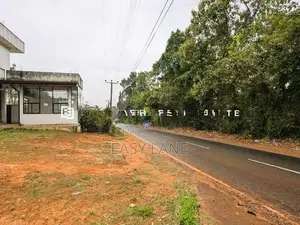 අත්තනගල්ල වෙන්දේසි වත්තෙන් කාපට් පාරෙන් දෙවන ඉඩම / CA 12614