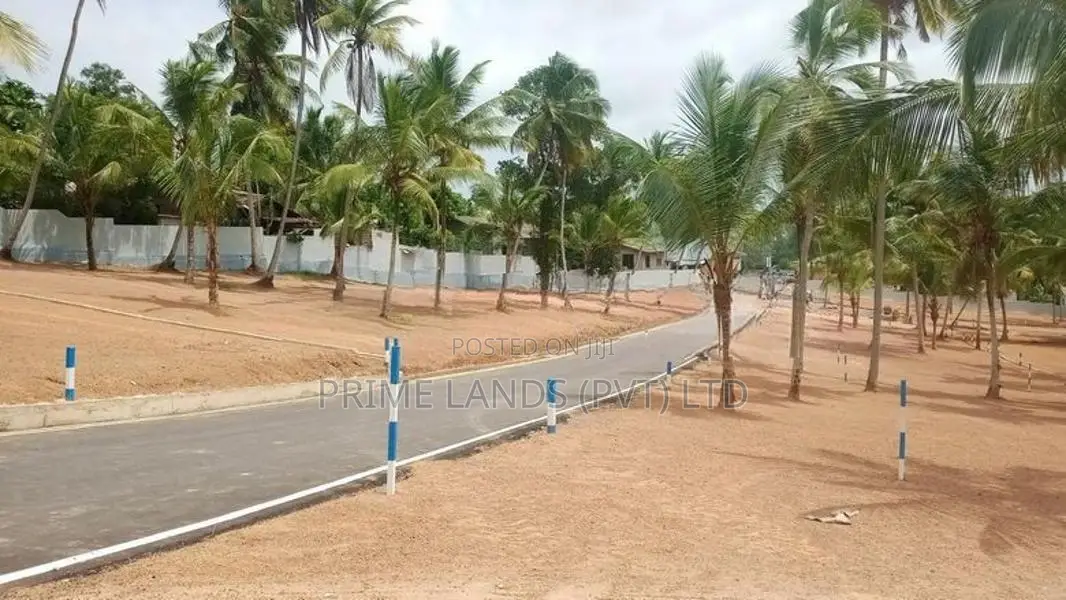 කොළඹ - මීගමුව පාරට සමීපව කඳාන විකුණන ඉඩම්