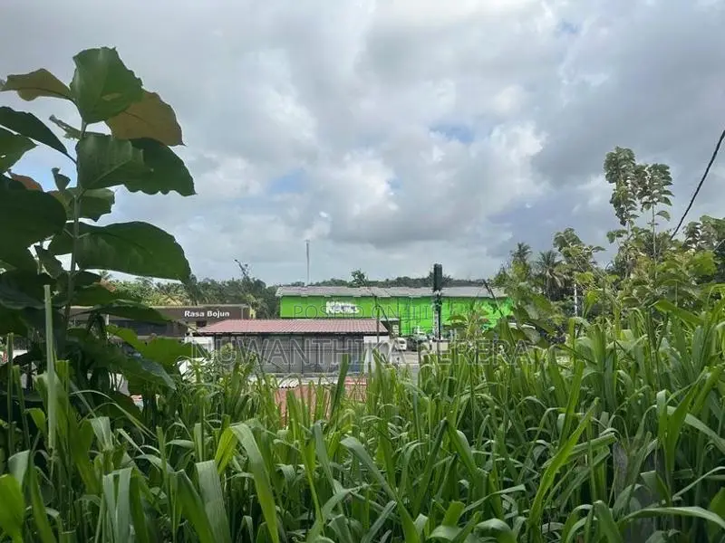 කඩවත වාණිජ ඉඩමක් විකිණීමට