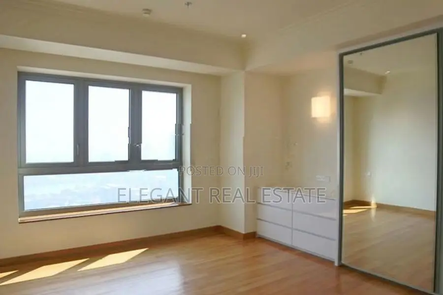Cinnamon Life - 05 Bedroom Apartment for Sale in Colombo 02 (a3676)