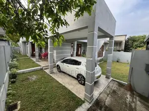 Modern Luxury House for Rent Homagama