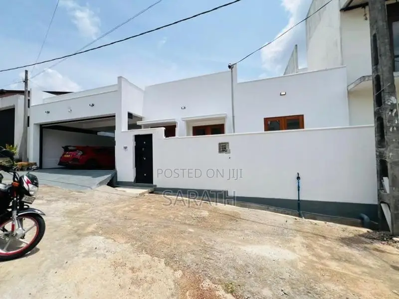 Well Build House For Sale Malabe