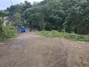Residential Land for Sale in Hiriwadunna