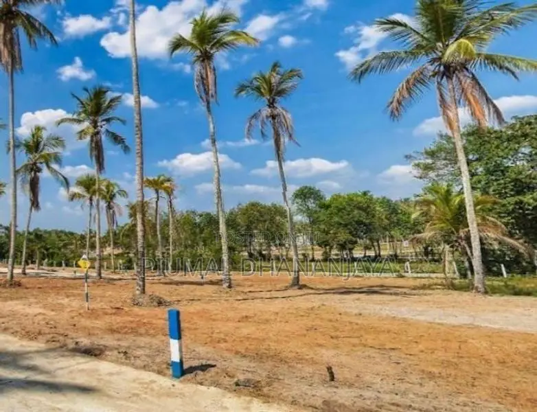 10 Perch Land for Sale in Kadawatha
