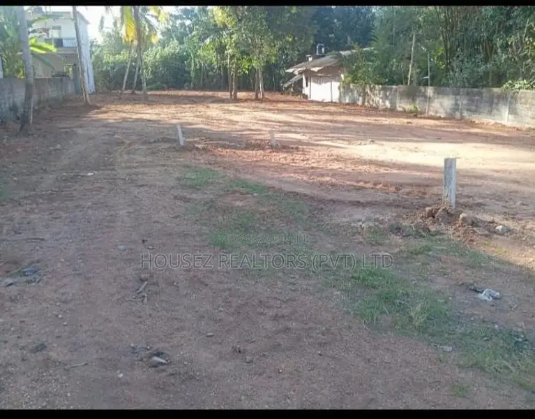 50-Perch Residential Land – Nittambuwa