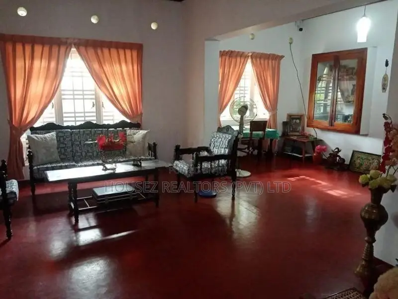 4-Bedroom House for Sale – Wathugedara, Ambalangoda