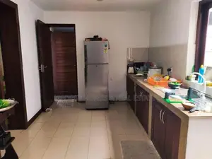 6 Bedroom Luxury House for Rent at Colombo 5