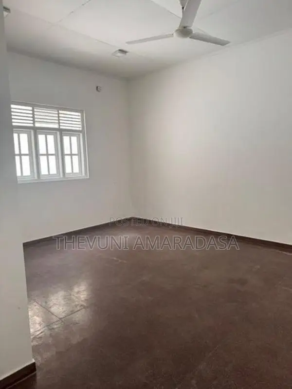 Commercial Property for Rent in Colombo 04